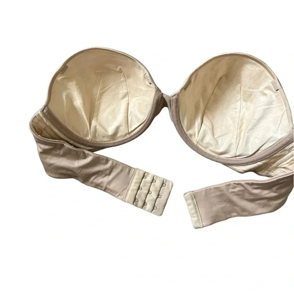 Victoria's Secret Nude Strapless Underwire Push Up Bra Padded Size 36C - Picture 3 of 4